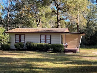 1215 12th St SW, Moultrie, GA 31768