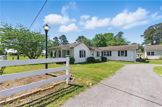 2933 Carolina Rd, Suffolk, VA 23434