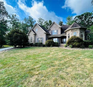 3925 Hounslow Ln, Harrisburg, NC 28075