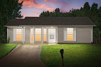 1066 Shadow Ridge Ave, Oak Grove, KY 42262