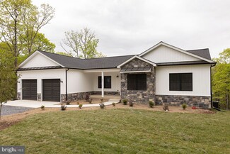 521 N Timber Ridge Rd, Cross Junction, VA 22625