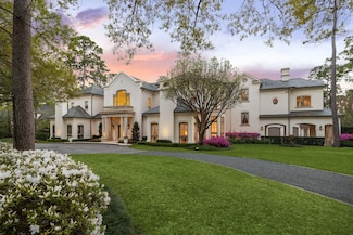 325 W Friar Tuck Ln, Houston, TX 77024