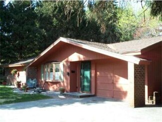 17 Donna Rd, Chelmsford, MA 01824