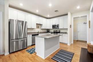 90 Trotter Rd Unit 309, South Weymouth, MA 02190