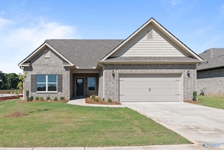 108 Speck Cir, Meridianville, AL 35759