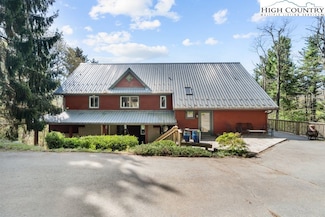 140 Split Rail Ln, Blowing Rock, NC 28605