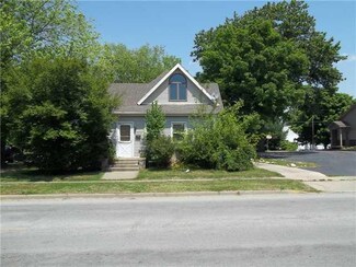 657 Elm St, Clinton, IN 47842