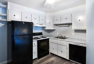 176 Maple Ave Unit 5-22, Rutland, MA 01543
