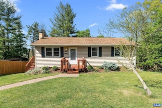 440 Woodland Cir, Waynesboro, VA 22980
