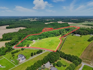 2620 Nahunta Rd, Pikeville, NC 27863