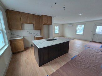 9 Swan St Unit 1, Beverly, MA 01915