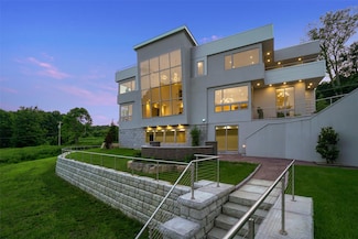 68 Root Ave Unit 6N, Carmel, NY 10512