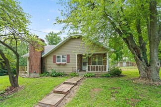 220 Ridgeway St, Excelsior Springs, MO 64024