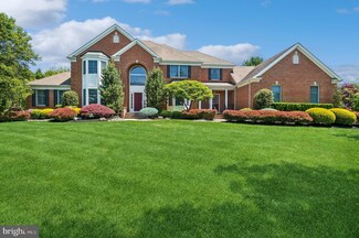 106 Marian Dr, Princeton Junction, NJ 08550