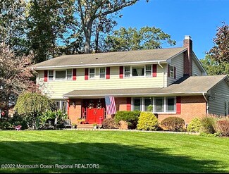 18 White Oak Dr, Colts Neck, NJ 07722