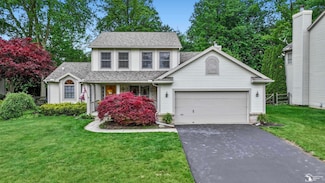 6757 Lockmill Rd, Temperance, MI 48182