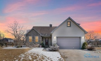 7741 Shoemaker Dr, Waterville, OH 43566