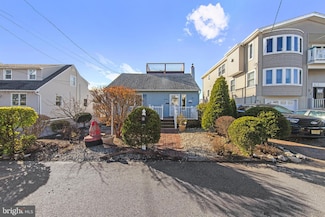 14 W South 31st St, Long Beach Township, NJ 08008