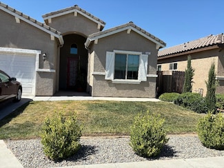 3041 Gamay Ave, Madera, CA 93637