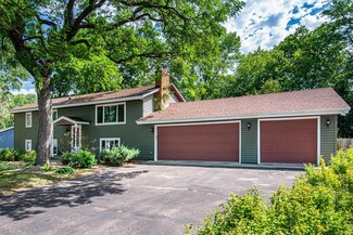 10233 Washburn Cir S, Minneapolis, MN 55431
