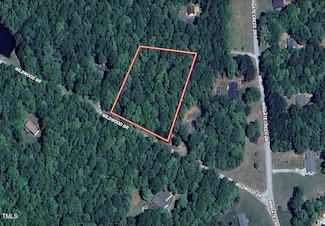 1535 Wildwood Dr, Oxford, NC 27565