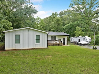 154 Fairview Rd, Ball Ground, GA 30107