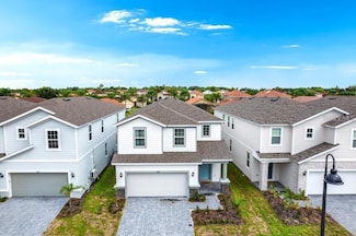 4021 Lana Ave, Davenport, FL 33897