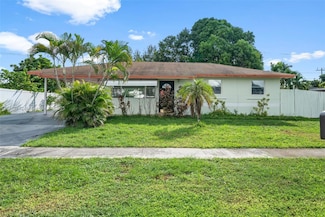 136 Cayman Dr, Palm Springs, FL 33461