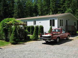 8985 Robinswood Ln, Maple Falls, WA 98266