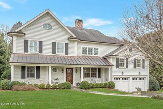 20 Verona Dr, Riverside, CT 06878