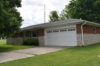 1708 N State Road 157, Bloomfield, IN 47424