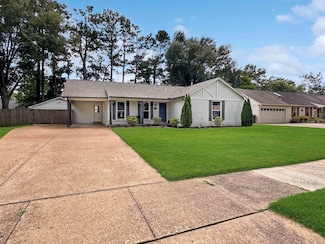 6831 Pecanhill Dr, Memphis, TN 38135