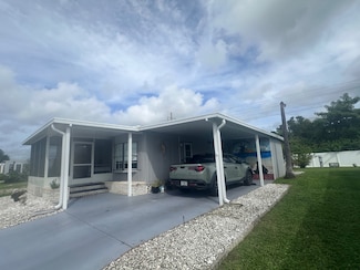 477 Avanti Way Blvd, North Fort Myers, FL 33917