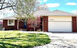 10830 W Meribeau Ct, Wichita, KS 67212
