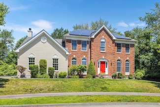 14 Oxford Ct, Bellingham, MA 02019