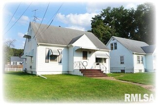 1007 S Ohio Ave, Davenport, IA 52802