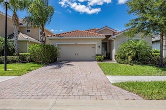 2069 Hamlin St, Naples, FL 34120