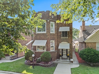 8030 S Trumbull Ave, Chicago, IL 60652