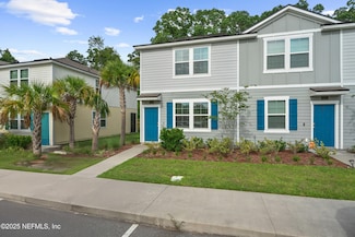 877 Gate Run Rd, Jacksonville, FL 32211