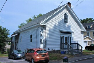 15 Sanders St, Concord, NH 03303