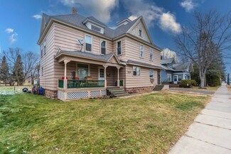 509 4th St, Mosinee, WI 54455