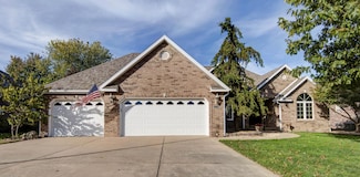 907 Denali Dr, Nixa, MO 65714