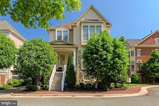5007 John Ticer Dr, Alexandria, VA 22304