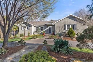 2749 Spring Garden Rd, Winston Salem, NC 27106