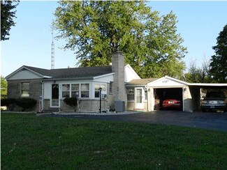 701 Water Tower Rd, Owensville, IN 47665