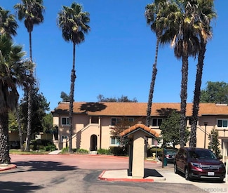 11329 Avenida de Los Lobos Unit B, San Diego, CA 92127