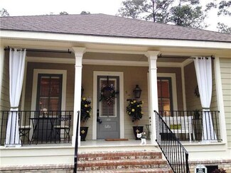 422 W 7th Ave, Covington, LA 70433