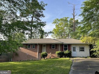 2039 Harwinor Rd SE, Smyrna, GA 30082