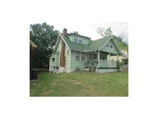 76 S 19th St, Kansas City, KS 66102