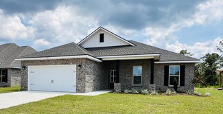 3008 Thunderbolt Dr, Crestview, FL 32539